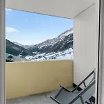 Elegant Au Coeur Des Alpes Apartment